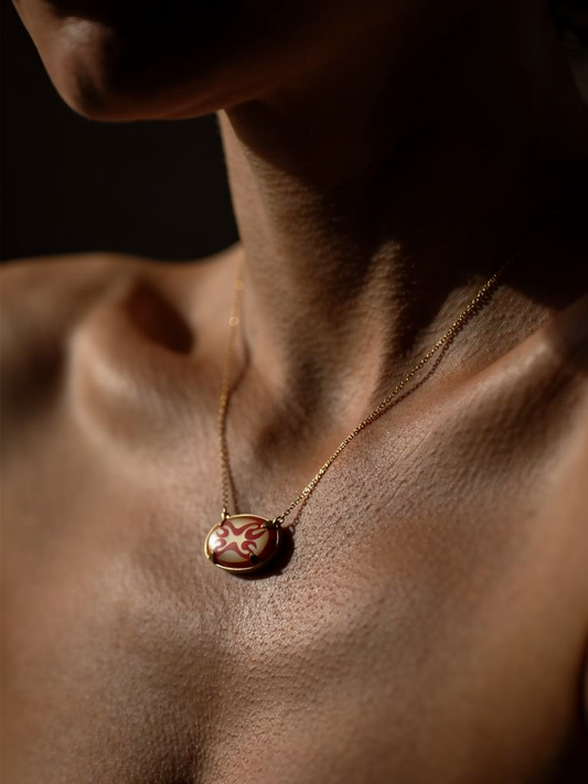 The Inlay Small Cameo